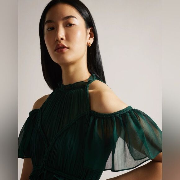 NWT Ted Baker London  Poppio Mini Dress in emerald green cold-shoulder Sz 8 - Picture 2 of 12